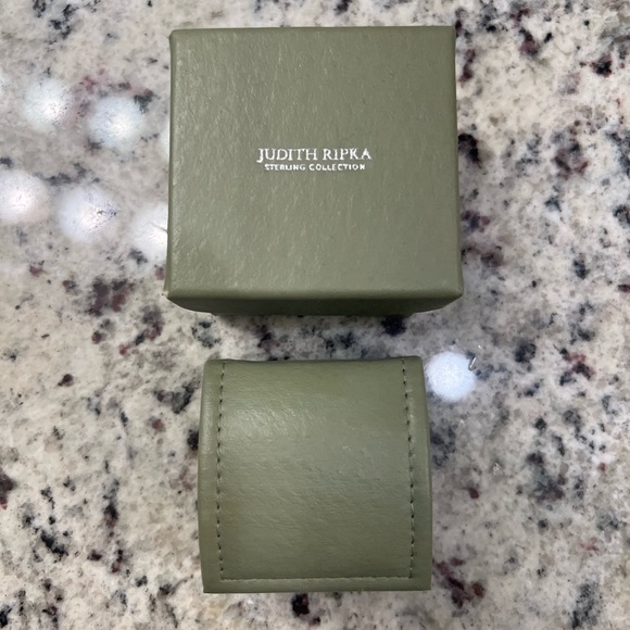 Judith Ripka Heart Ring - Picture 2 of 5